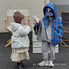 Jaqueta com capuz infantil para meninas